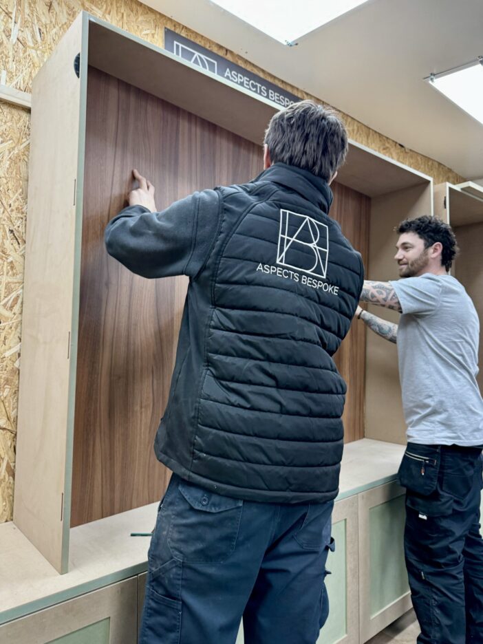 adamaidantvwall2 scaled