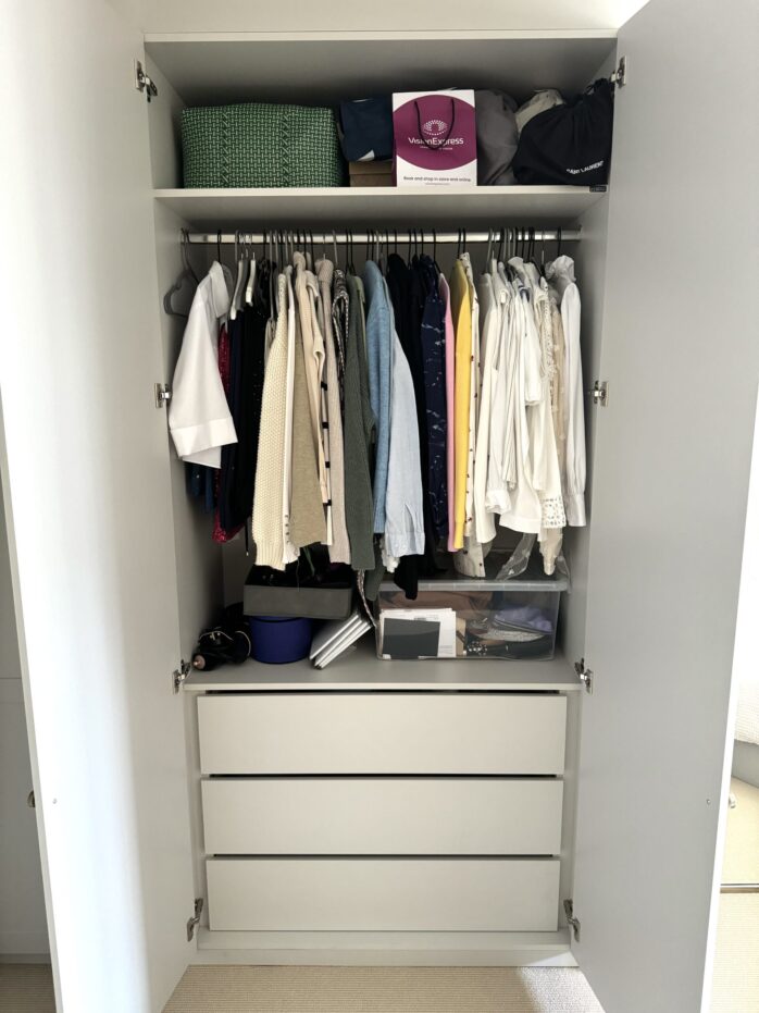 grey wardrobe 3 scaled